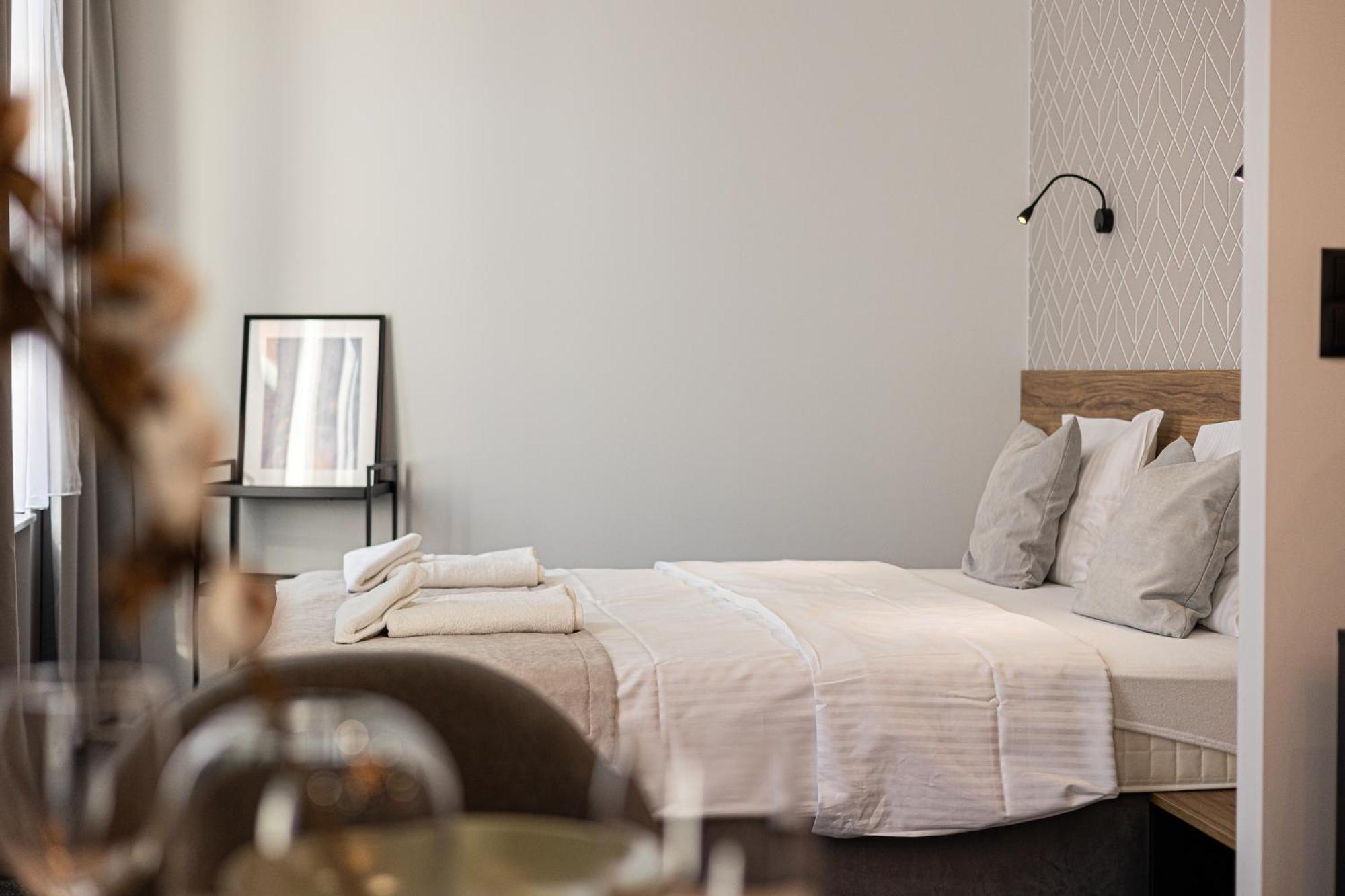 2homerent Garbary 12 Aparthotel *